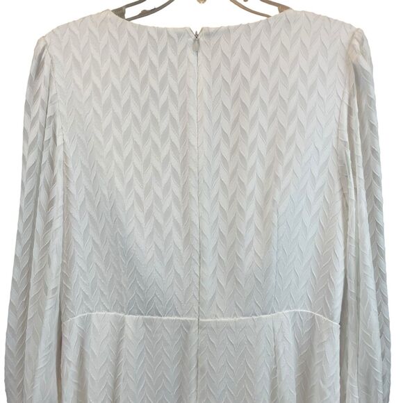 Sachin & Babi White Wrap Maxi Dress Sz 12 Elegant Long Sleeve V Neck Wedding NWT - Picture 8 of 16